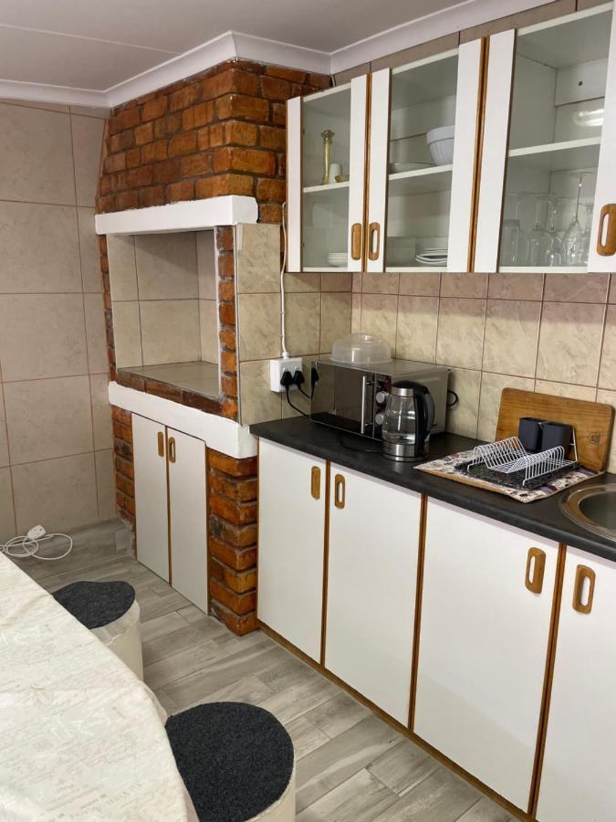 The Oasis Accommodation Людериц Экстерьер фото