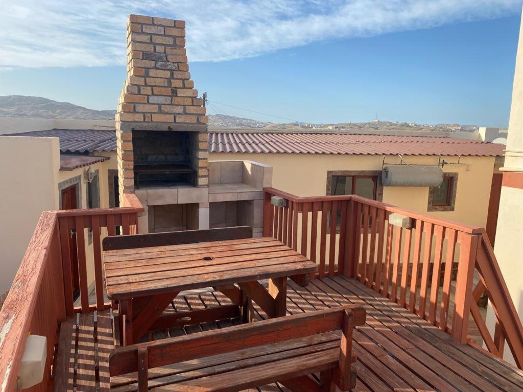 The Oasis Accommodation Людериц Экстерьер фото